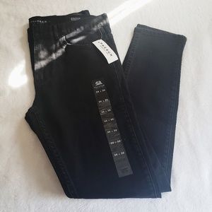 BULLHEAD : Black Stacked Skinny Pants